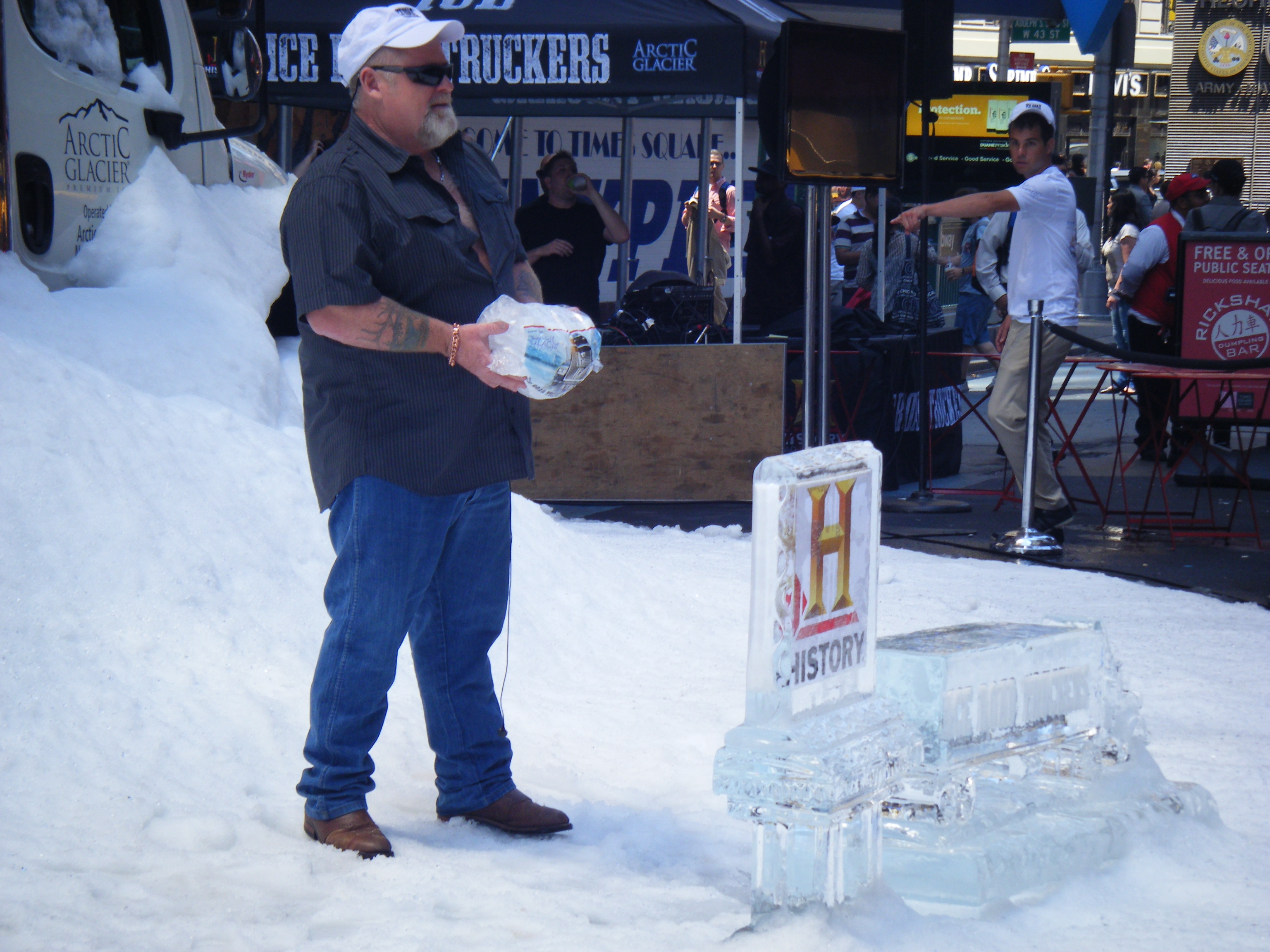 Ice Road Truckers, Hugh Rowland