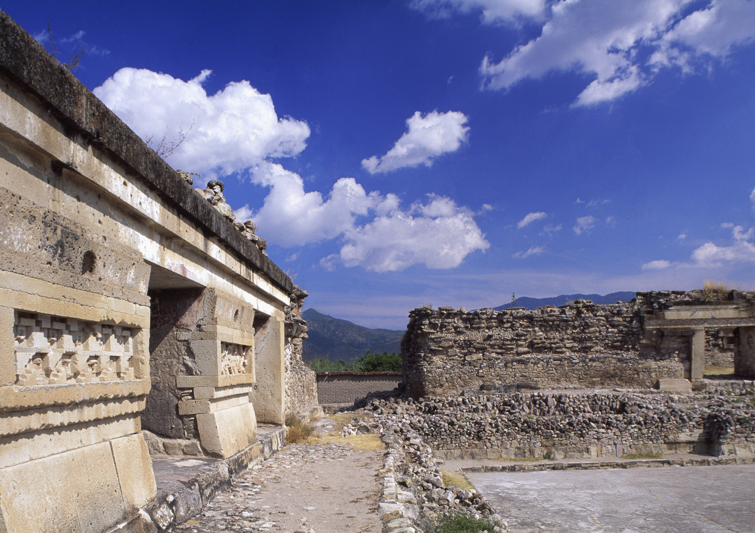 archaelogicalruinsofmontealbanancientcapitalofthezapotecs