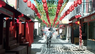 In China, It’s Out With the Old, In With the Old