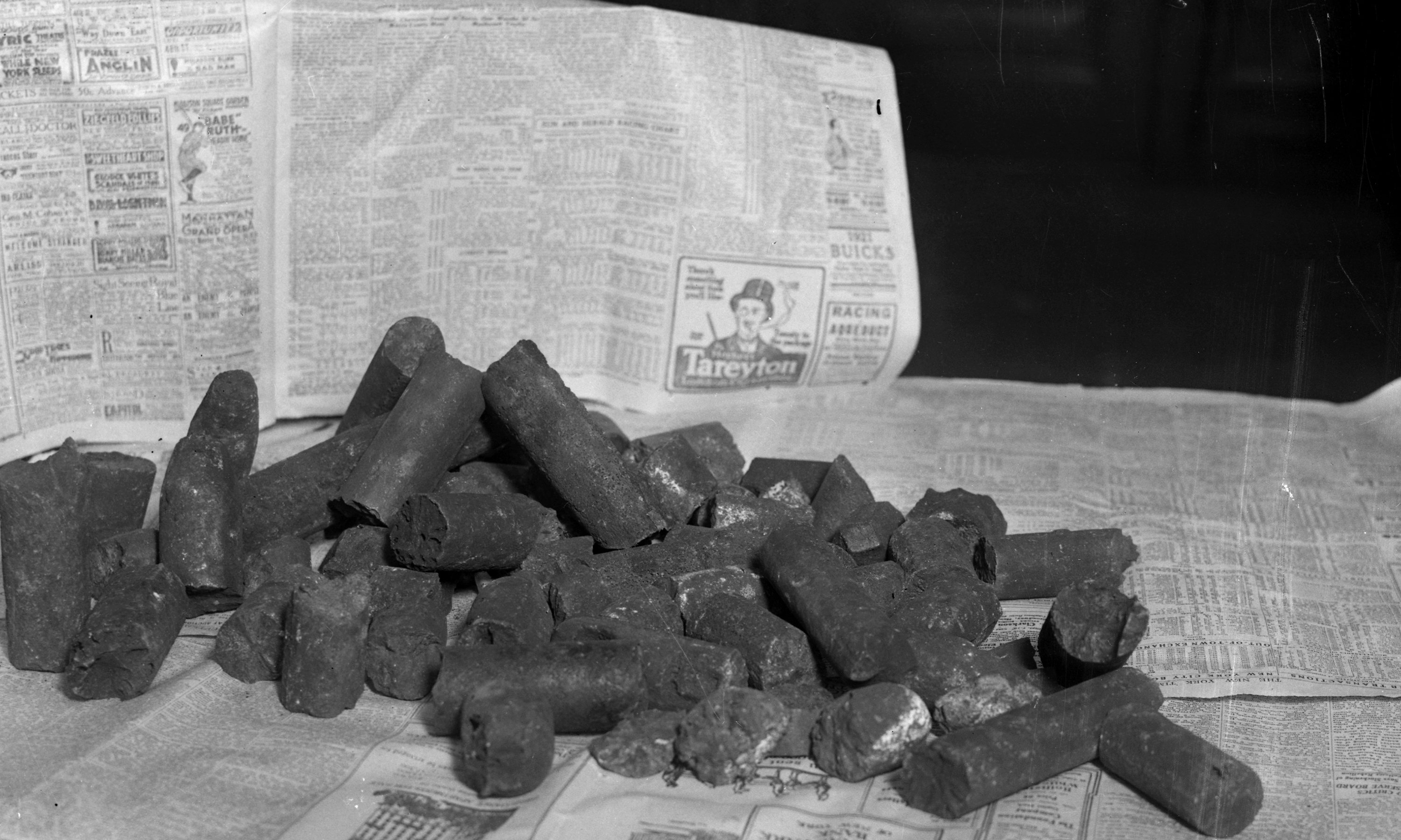 the 1920 wall street bombing The author does a very good job at interweaving the known details of the wall street bombing on september 16, 1920, and the following investigations to find the individuals responsible for the attack. the 1920 wall street bombing The author does a very good job at interweaving the known details of the wall street bombing on september 16, 1920, and the following investigations to find the individuals responsible for the attack.