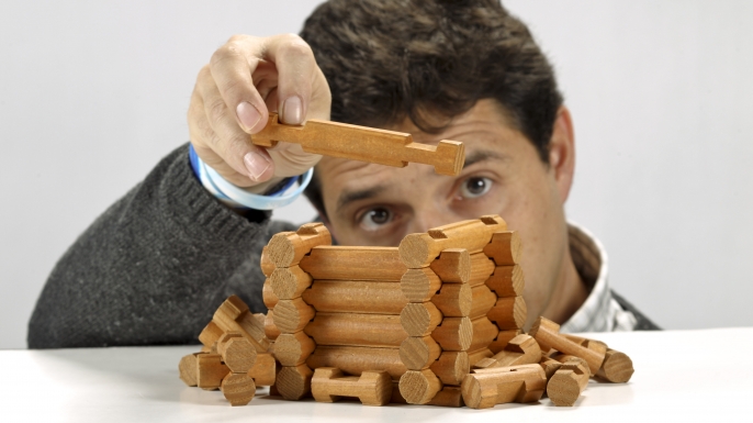 The Birth of Lincoln Logs - History in the Headlines
