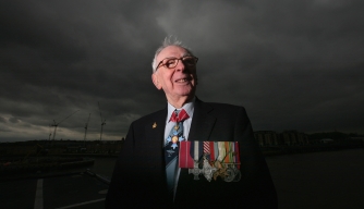 British Royal Navy’s Most Decorated Pilot Dies at 97