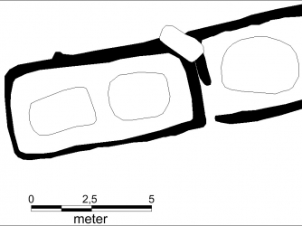 Sketch of the Viking tomb layout. The left is the room with two graves belonging to a man and a woman. The right is an additional grave for a man that was added later. (Credit: Museum Silkeborg)