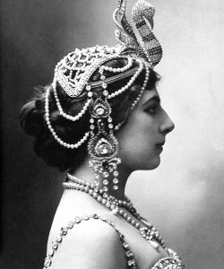 Mata Hari, c. 1910.