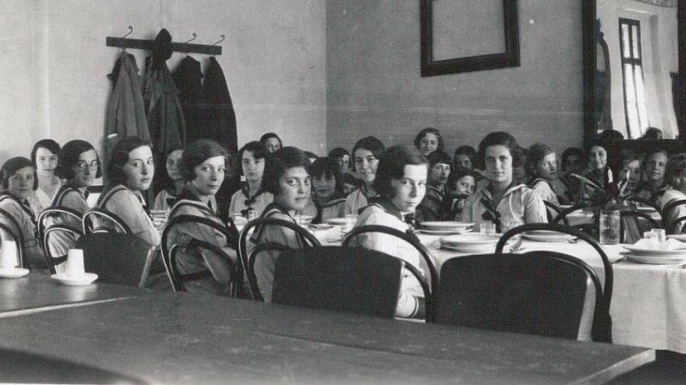 Haining's students in class.