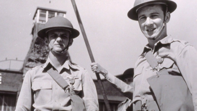 Welch and Taylor during the awards ceremony for their Distinguished Service Cross medals. (Credit: U.S. Army Signal Corps collection)