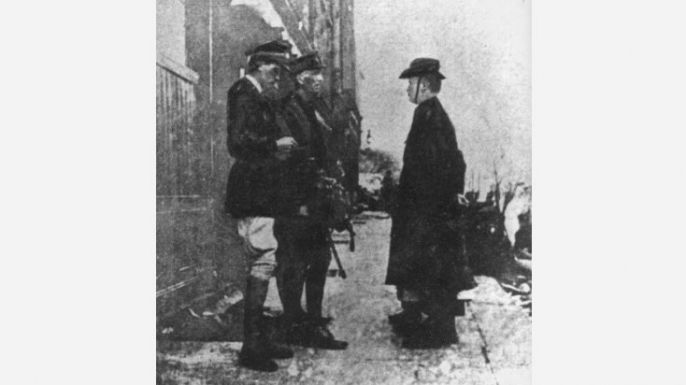 Pearse and O'Farrell surrender to the British, Easter Rising.