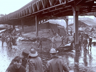 Front page of the January 16, 1919, "Boston Post" covering the disaster.