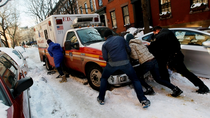 Boerum Hill, Brooklyn on December 29, 2010, in the wake of a massive snowstorm. (Credit: Chris Hondros/Getty Images)