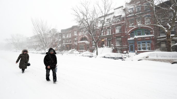 Park Slope, Brooklyn, NY, during a snow blizzard in February 2010. (Credit: Joseph Holmes/Getty Images)