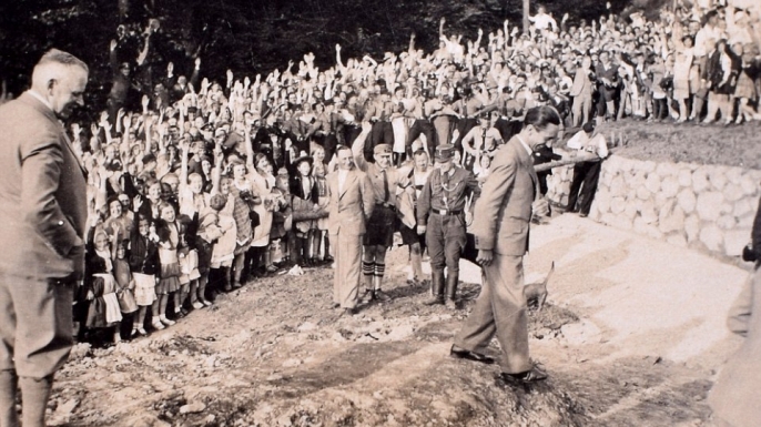 Propaganda minister Joseph Goebbels addresses a crowd. (Credit: C&T Auctions)