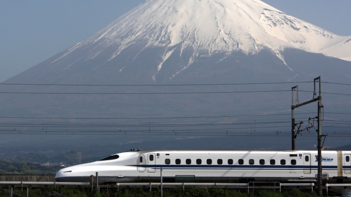 Central Japan Railway Co.'s N700 series Shinkansen bullet train. (Credit: Tomohiro Ohsumi/Bloomberg/Getty Images)