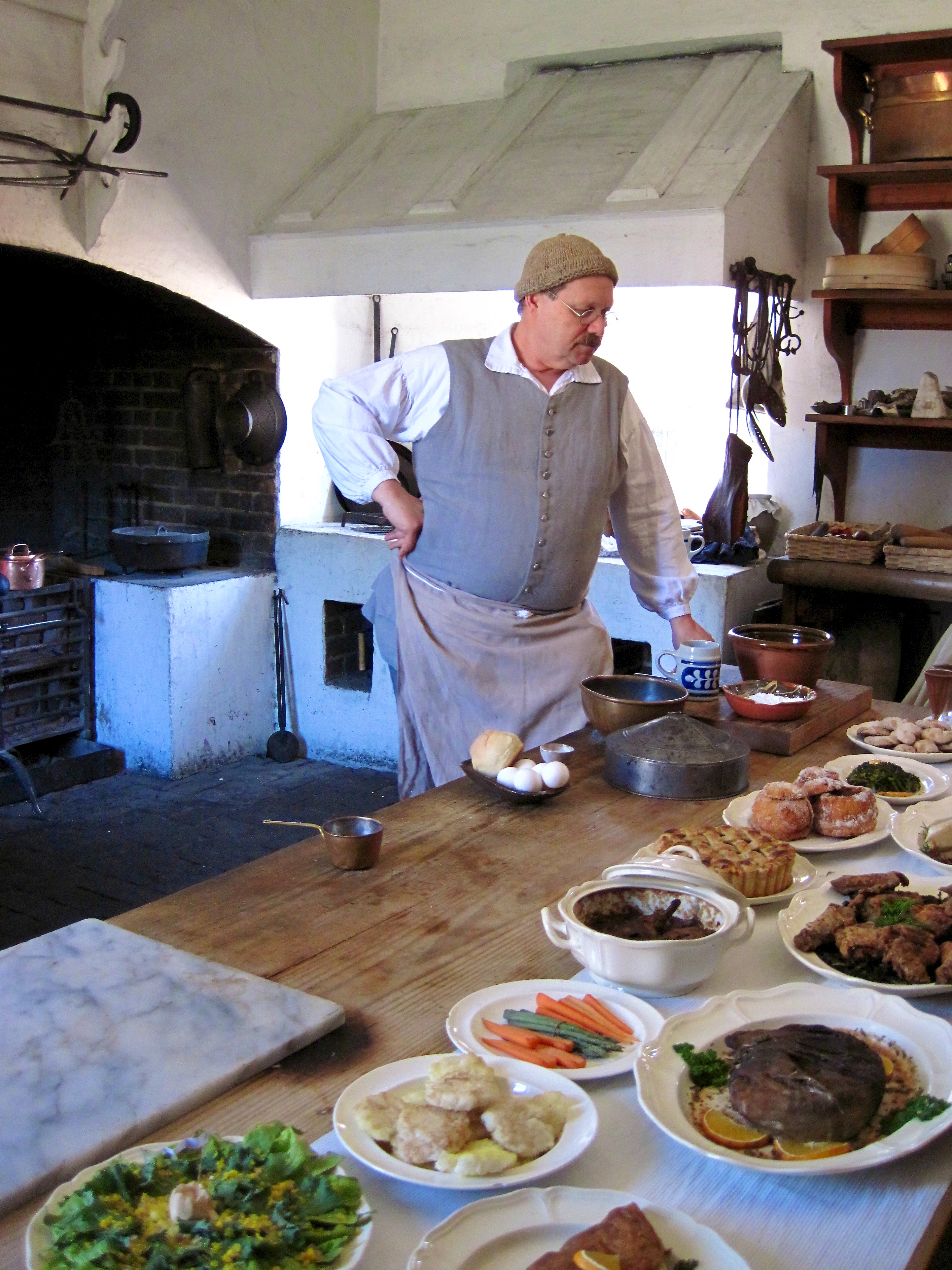 Historic Foodway's kitchen in Colonial Williamsburg. (Credit: Via Tsuji/Flickr/CC BY-NC-ND 2.0)