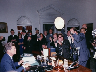 Cuban missile crisis essay topics