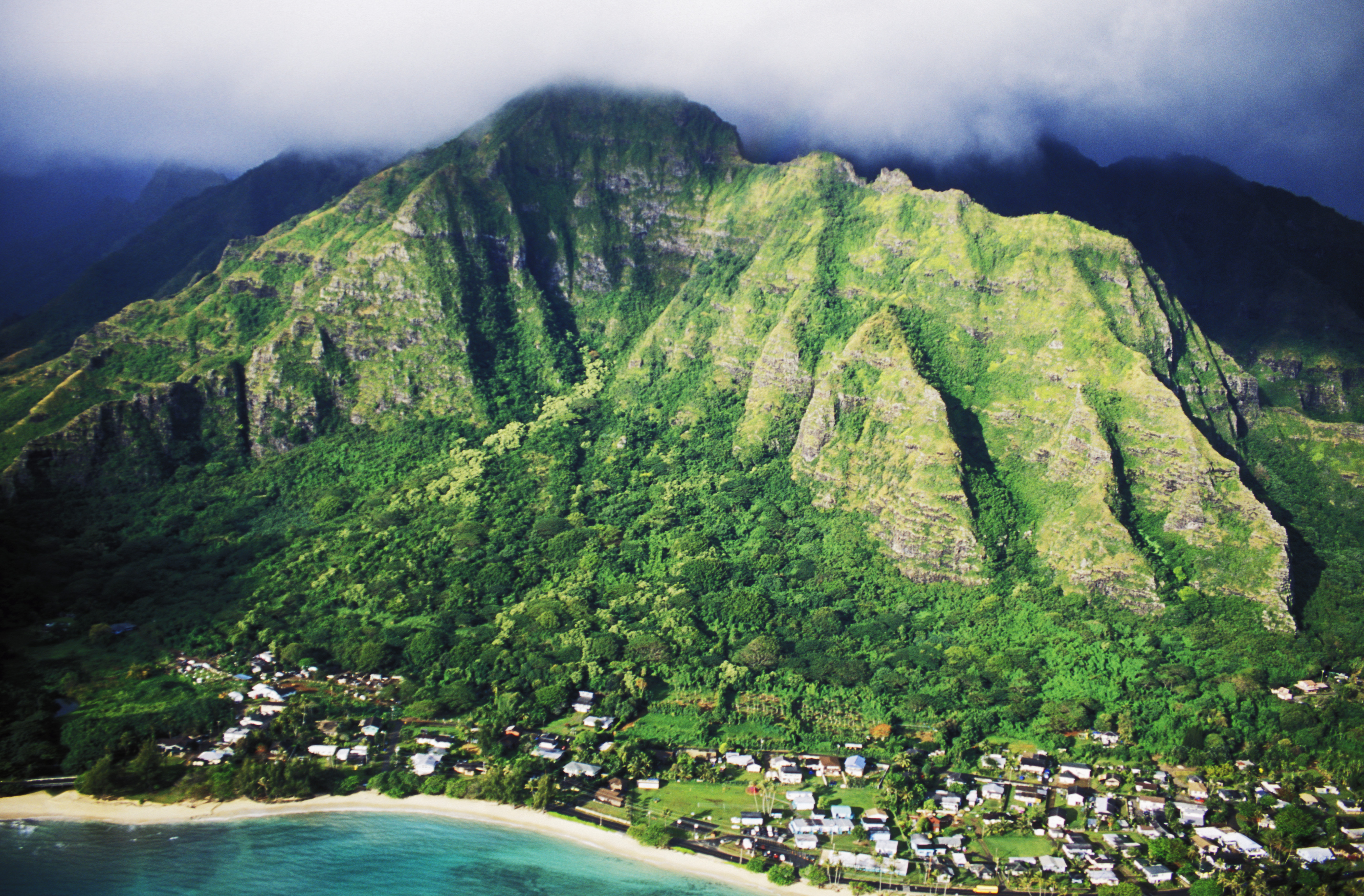 hawaii-koolau-mountains.jpg