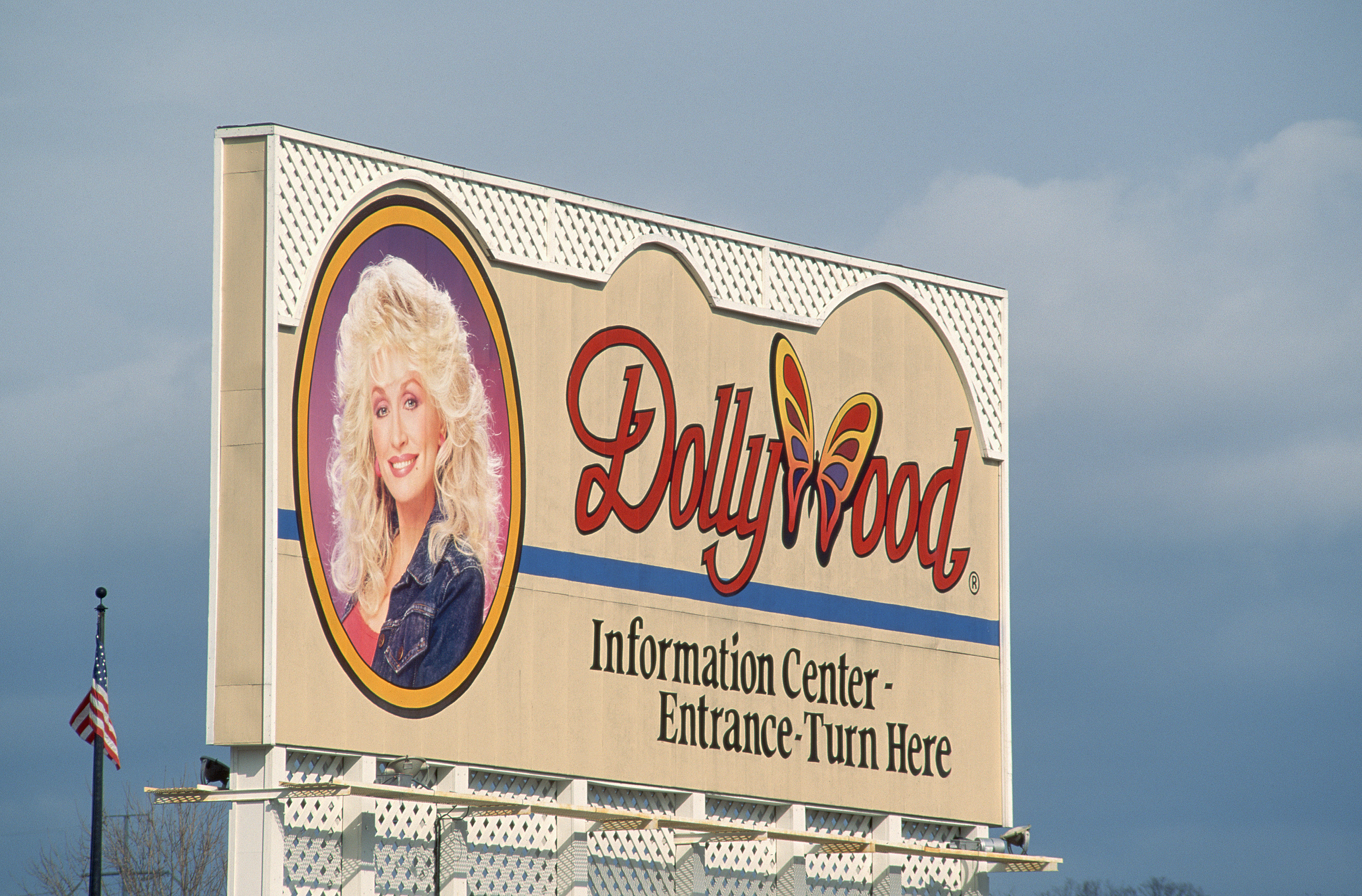 dollywoodbillboardintennessee Tennessee Pictures Tennessee