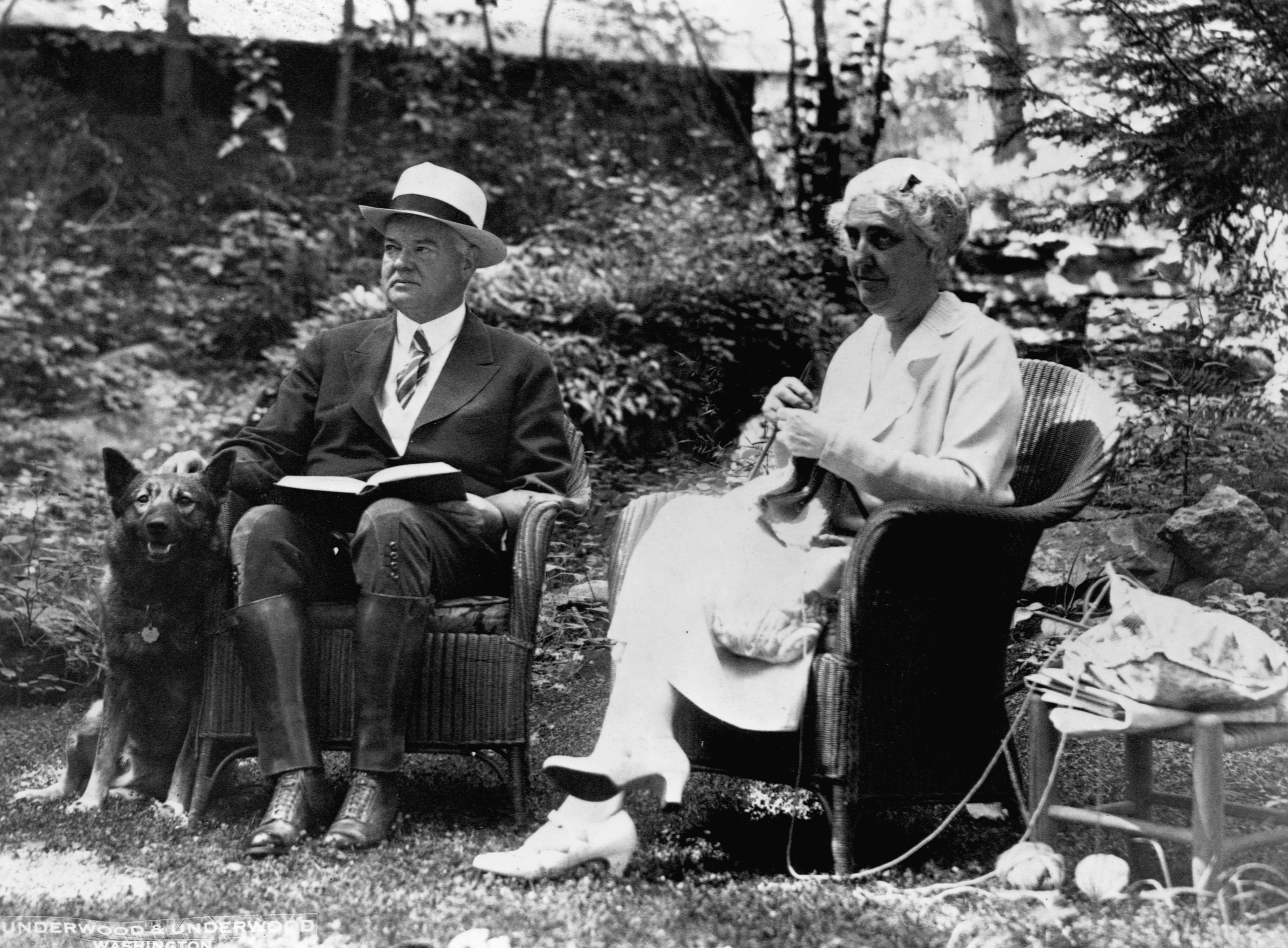 presidentandfirstladyherberthooverseatedingarden Herbert