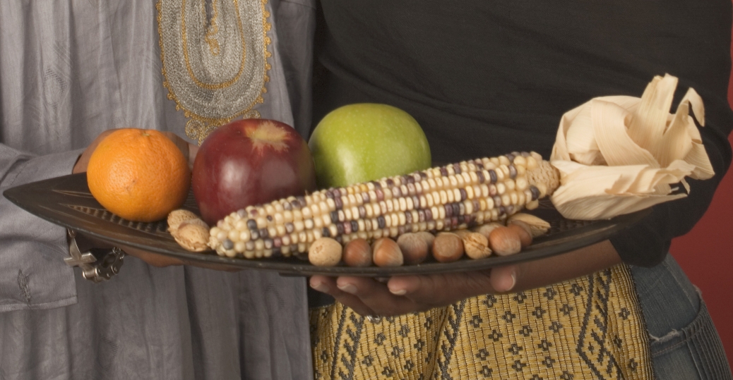 midadultcouplecelebratingkwanzaa Kwanzaa Pictures Kwanzaa