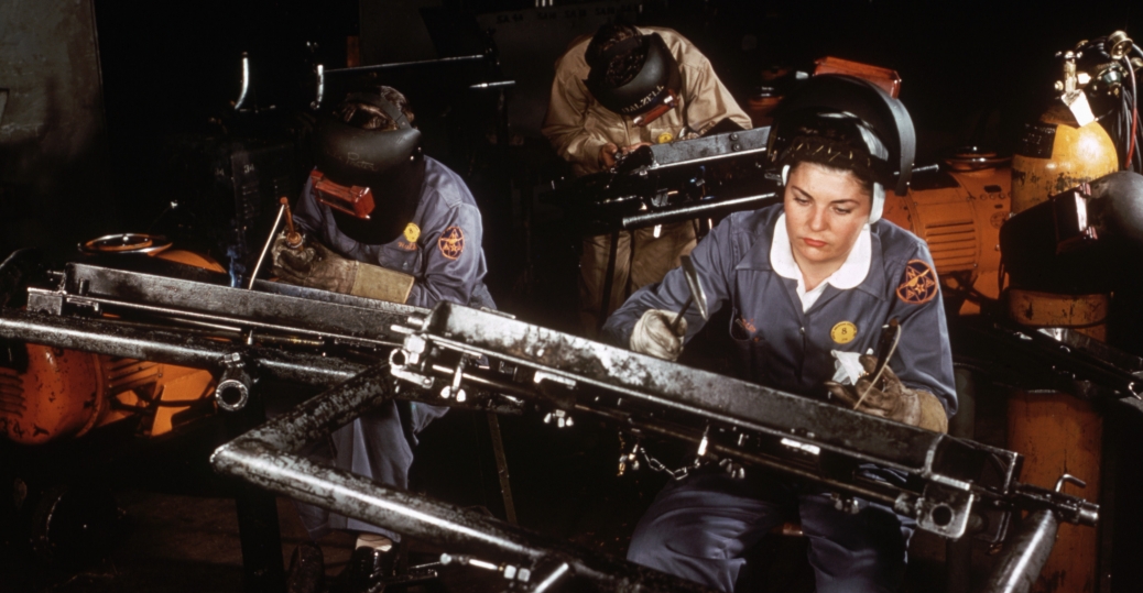 rivetersinaircraftfactory2 Women Factory Workers of World War II