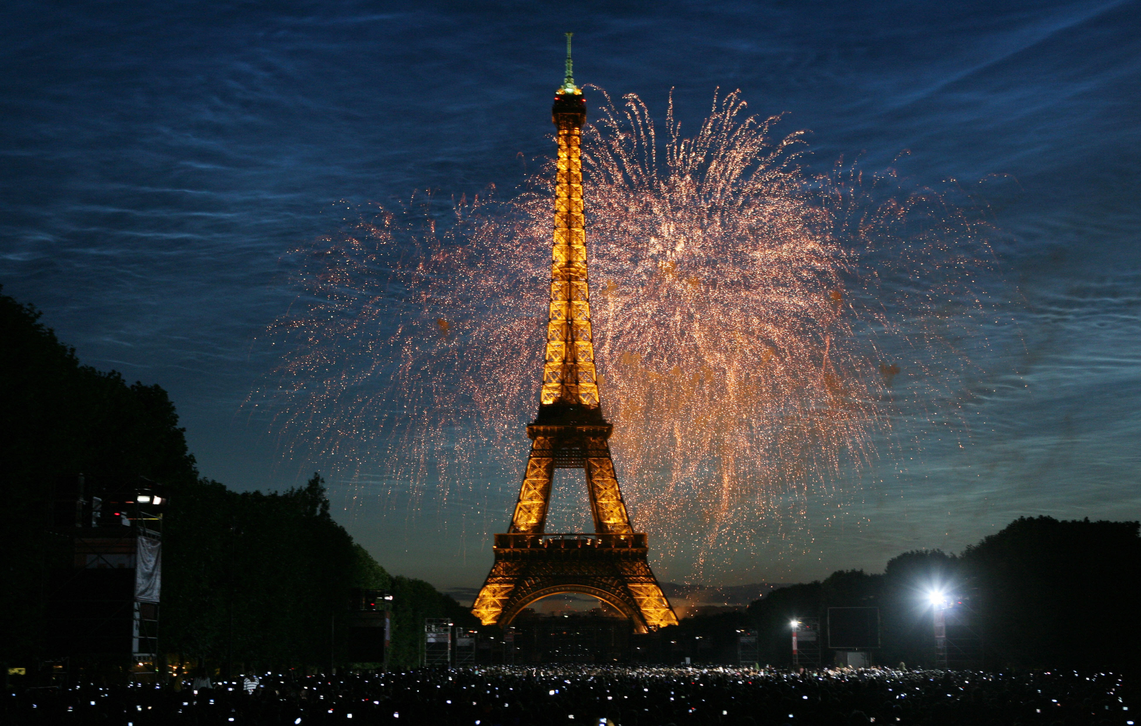 a look at the history of paris Short history of the circus if the history of while some trained exotic animals had appeared early in circus history—around 1812 at paris's. a look at the history of paris Short history of the circus if the history of while some trained exotic animals had appeared early in circus history—around 1812 at paris's.