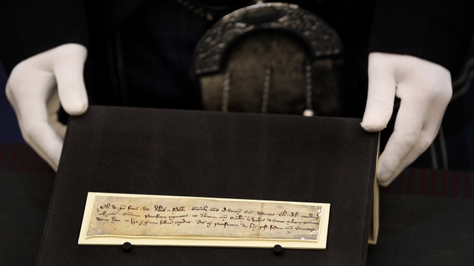 700 Year Old William Wallace Letter Finally Reaches Scotland 700 Year Old William Wallace Letter Finally Reaches Scotland