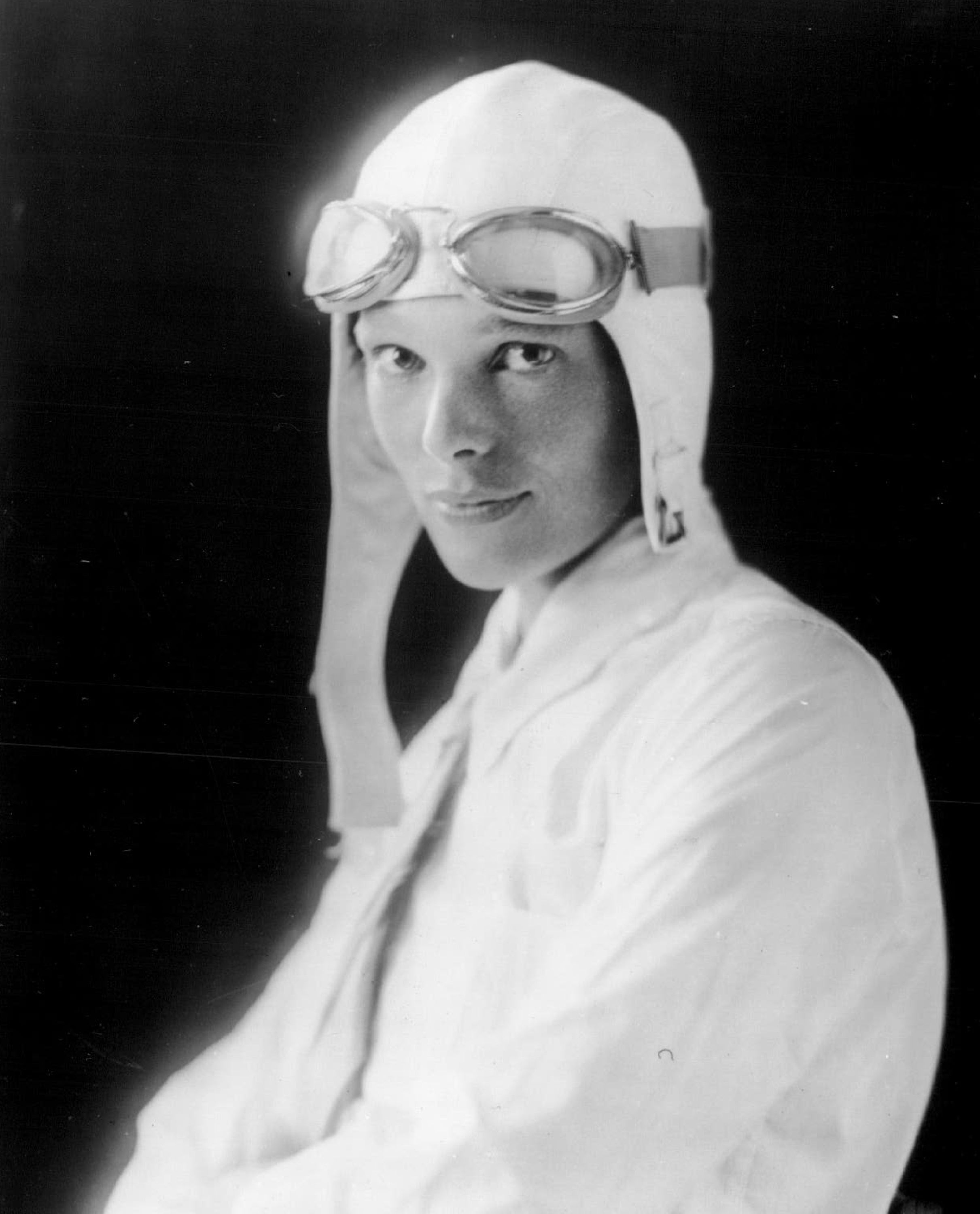 Tantalizing Theories About The Earhart Disappearance History In The 