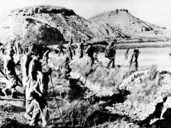 U.S. Air Force units searching for the fourth bomb in Palomares. (Credit: ullstein bild/Getty Images)
