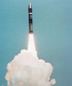 US Peacekeeper (LGM-118A) missile test firing. (Credit: Time Life Pictures/Us Air Force/Getty Images)