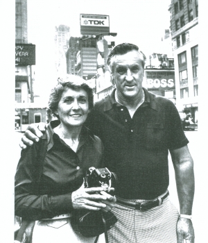 Greta Friedman at a reunion with George Mendonsa c. 1980.