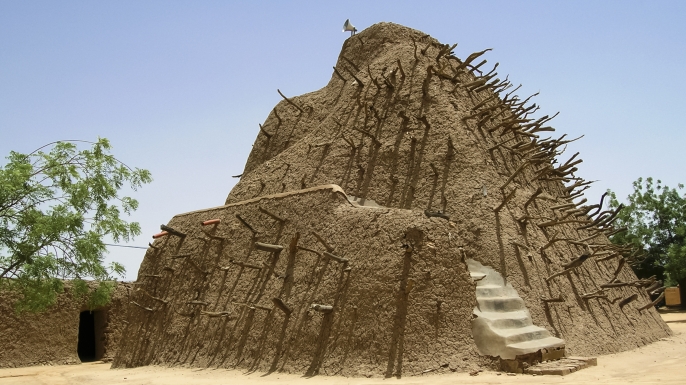 Tomb of Askia, emperor of the Songhai Empire at Gao, Mali, West Africa. (Credit: Luis Dafos)