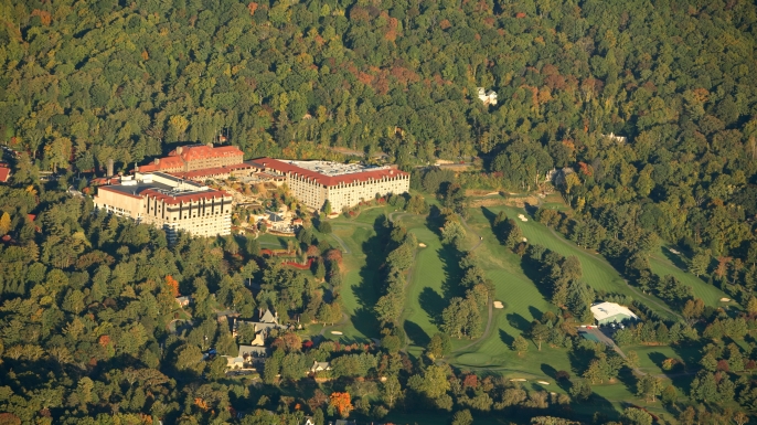 Aerial view of the Grove Park Inn and its golf course in Asheville, NC (Credit: Aurora Photos / Alamy Stock Photo)