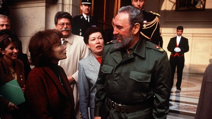 Fidel Castro visiting Paris, accompanied by Danielle Mitterand, 1995. (Credit: Haley Witt/Sipa via AP Images) "HALEY PHOTOGRAPHE" "WITT PHOTOGRAPHE" "VILLARD PHOTOGRAPHE" FRANCE PARIS VISITE "CASTRO FIDEL ACCOMPAGNE" "MITTERRAND DANIELLE ACCOMPAGNE" "IMAGE NUMERISEE"