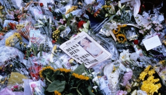 Queen Elizabeth II: Biography and Summary | HISTORY.com